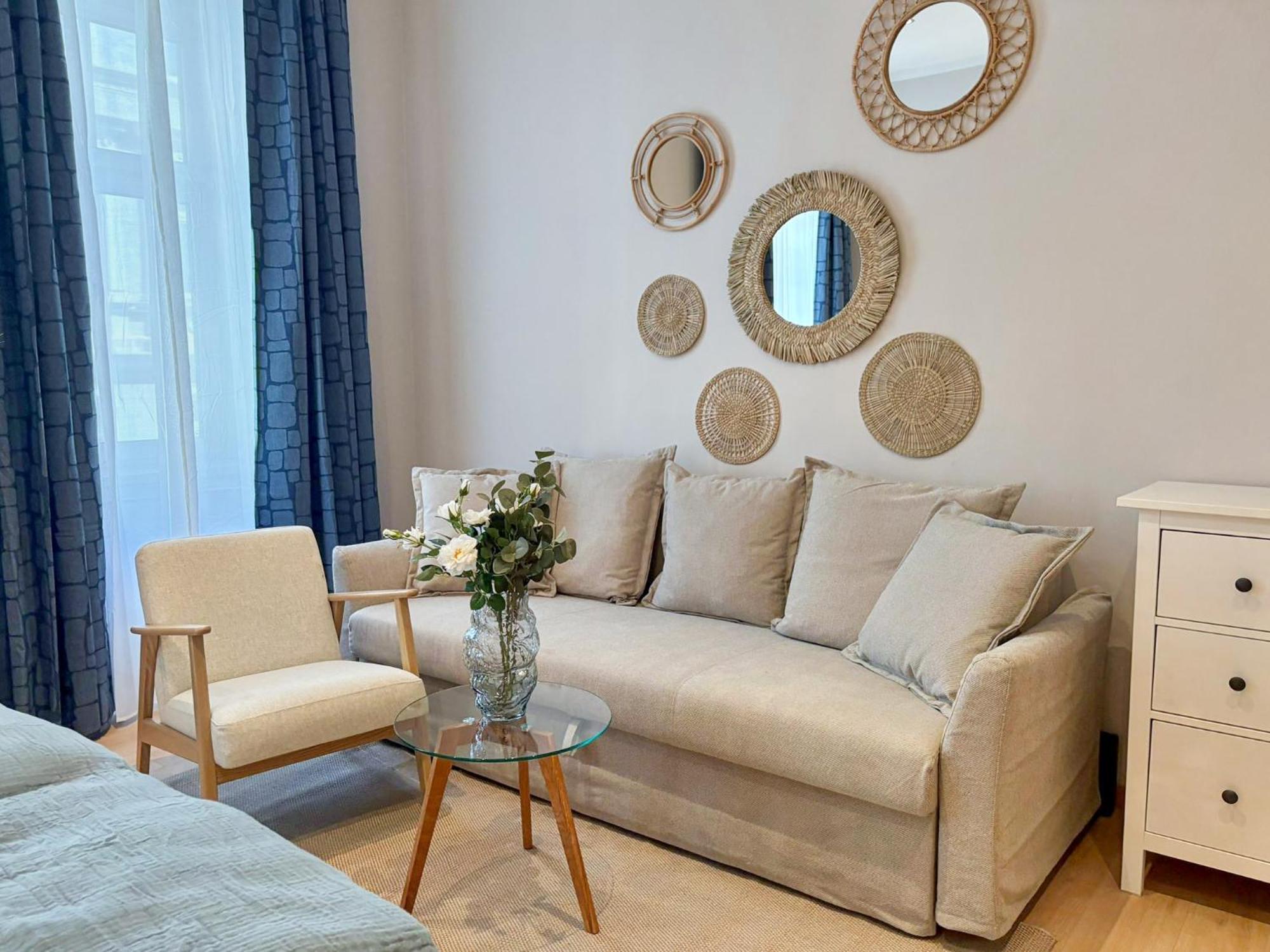 Spacious And Near Metro I Close To Parks I Akh Daire Viyana Dış mekan fotoğraf